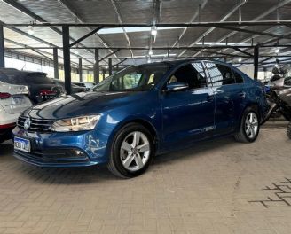 Volkswagen Vento Usado en Córdoba Financiado