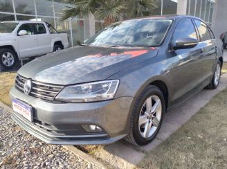 Volkswagen Vento Usado en San Juan Financiado