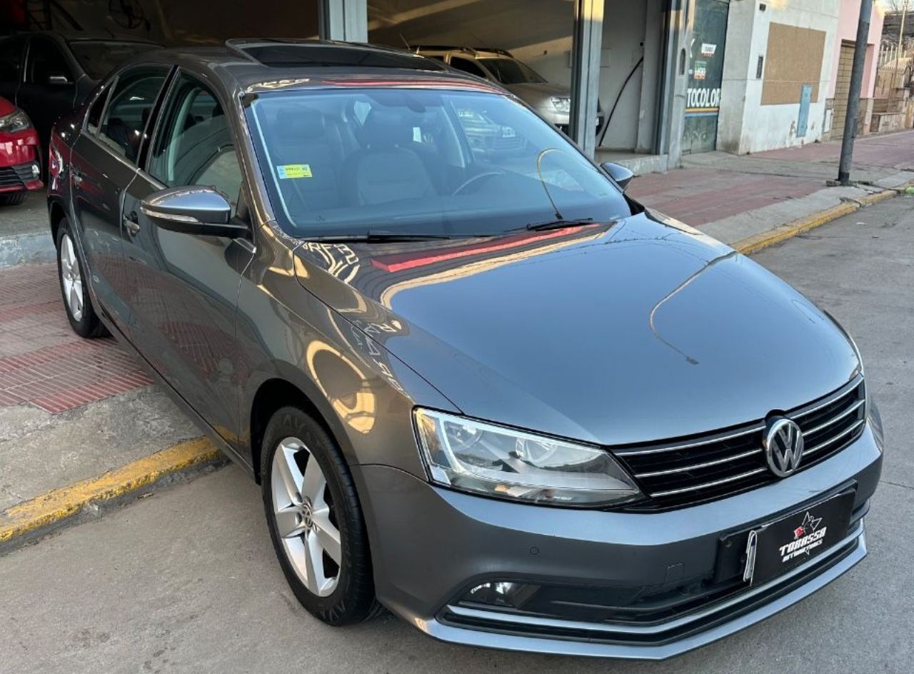 Volkswagen Vento Usado en Córdoba, deRuedas