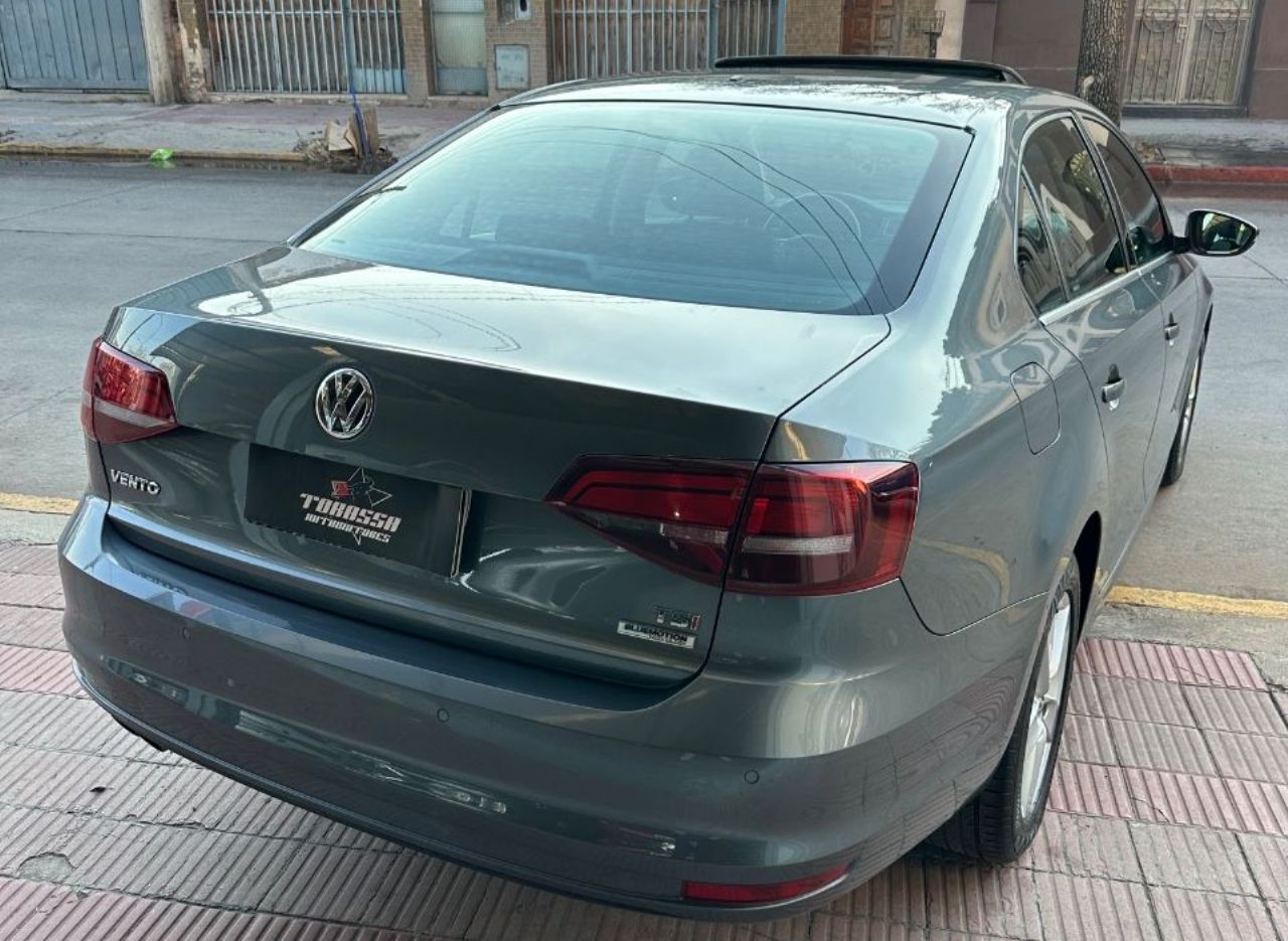Volkswagen Vento Usado en Córdoba, deRuedas