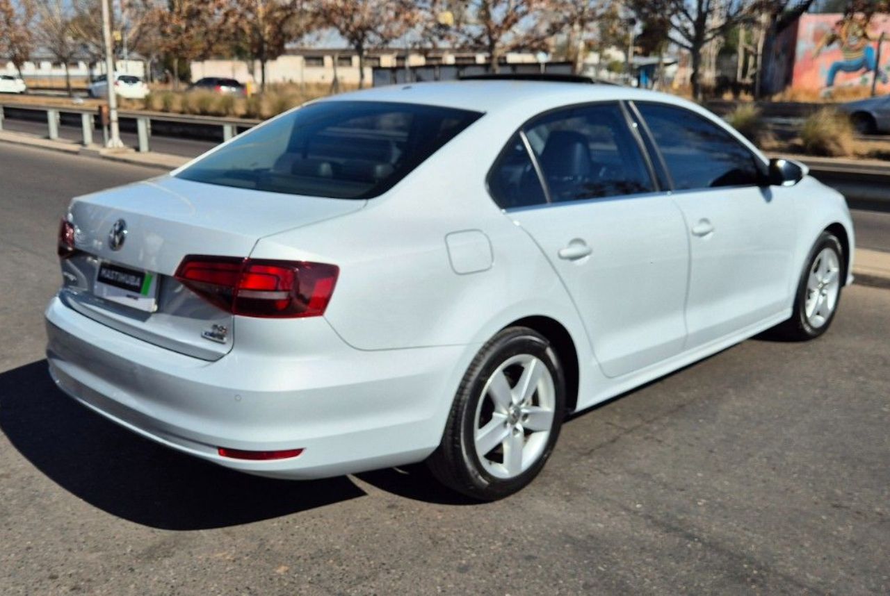 Volkswagen Vento Usado en Mendoza, deRuedas