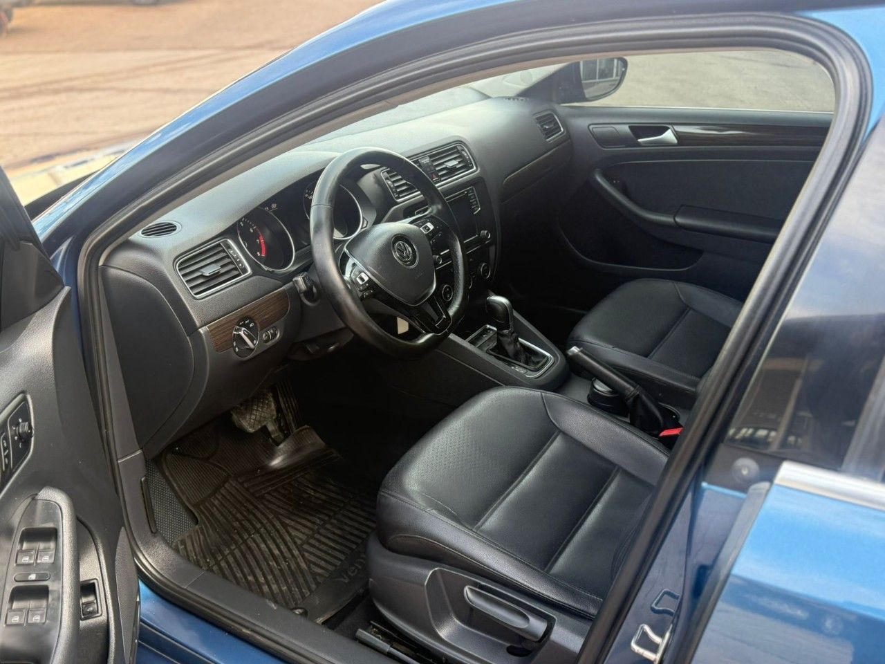 Volkswagen Vento Usado en Mendoza, deRuedas