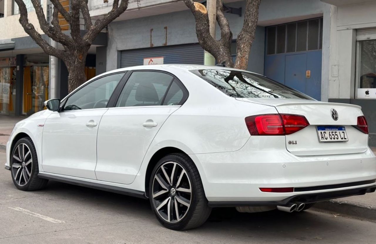 Volkswagen Vento Usado en Mendoza, deRuedas