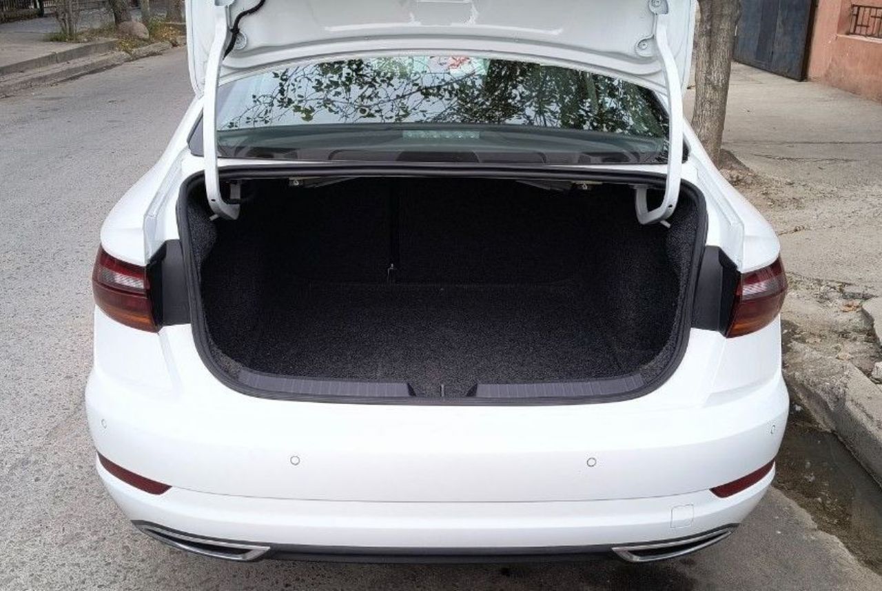 Volkswagen Vento Usado en Córdoba, deRuedas