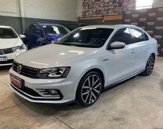 Volkswagen Vento Usado en Mendoza