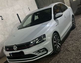 Volkswagen Vento Usado en Mendoza