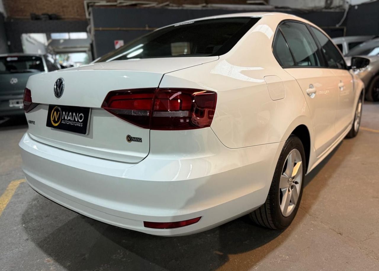 Volkswagen Vento Usado en Córdoba, deRuedas