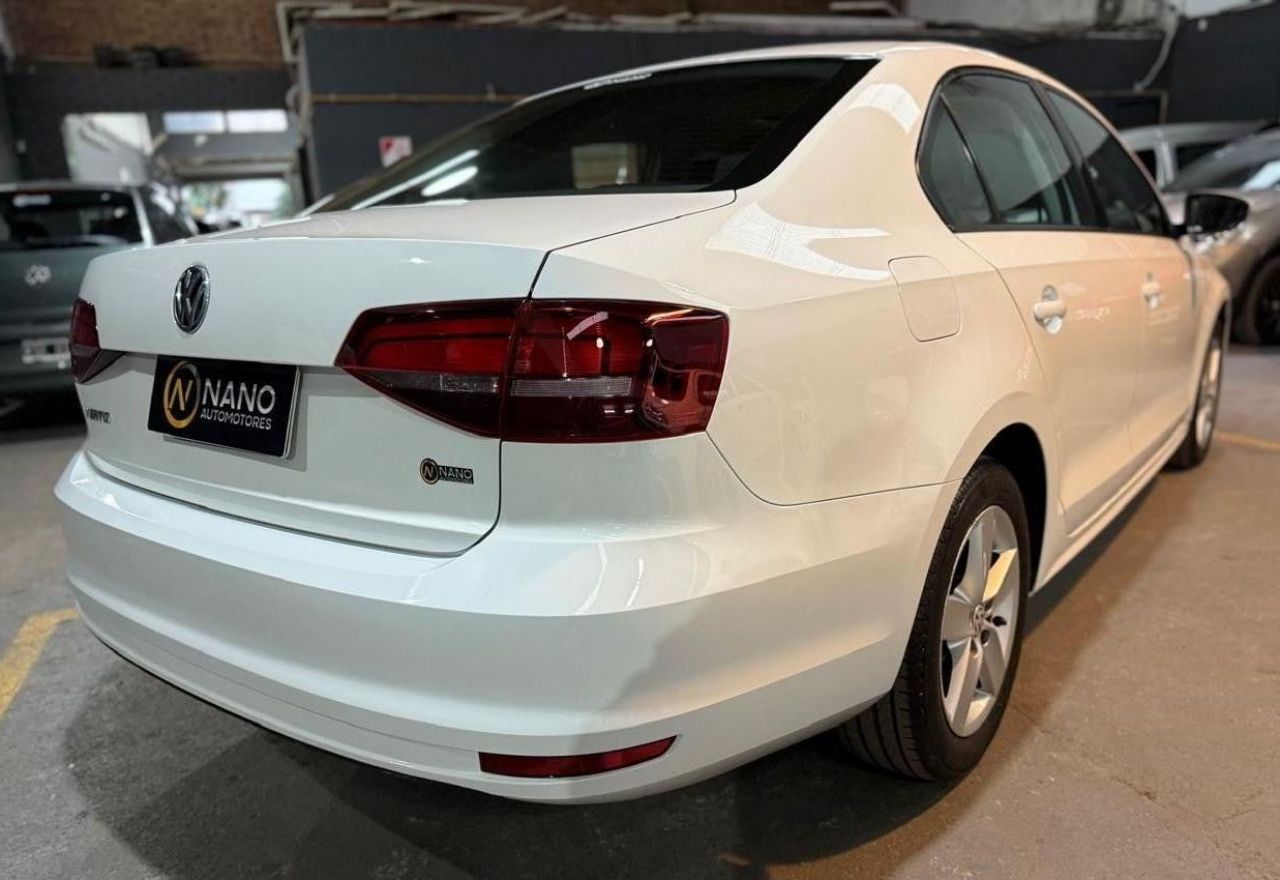 Volkswagen Vento Usado en Córdoba, deRuedas