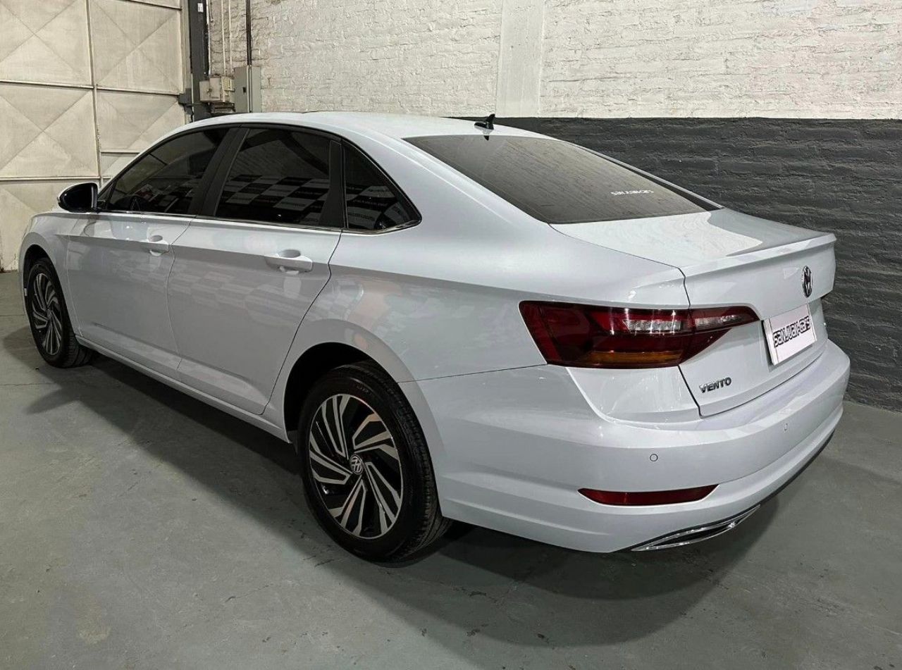 Volkswagen Vento Usado en San Juan, deRuedas