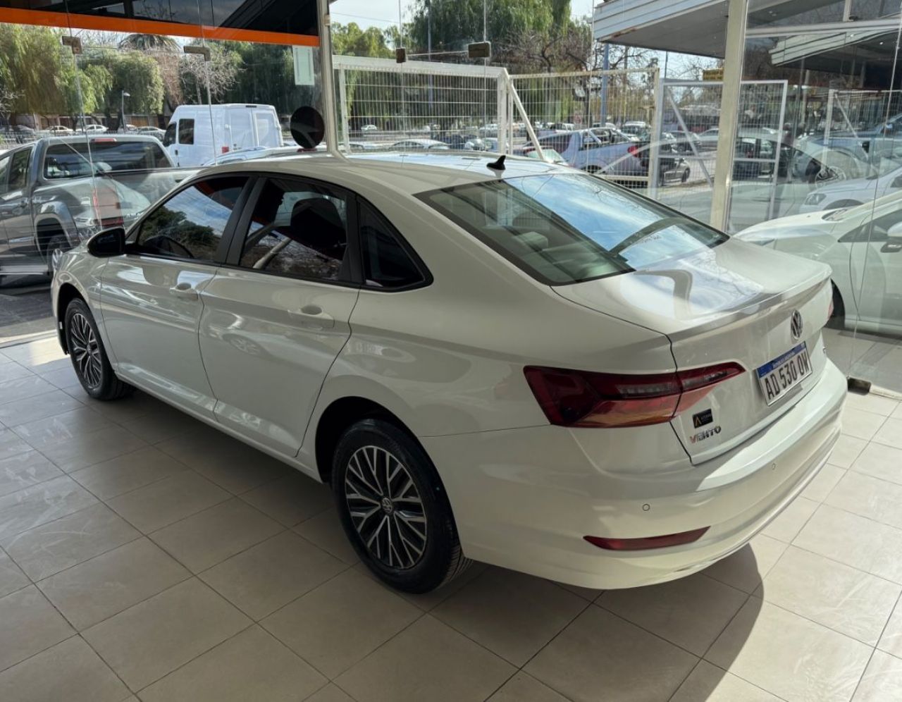 Volkswagen Vento Usado Financiado en Mendoza, deRuedas