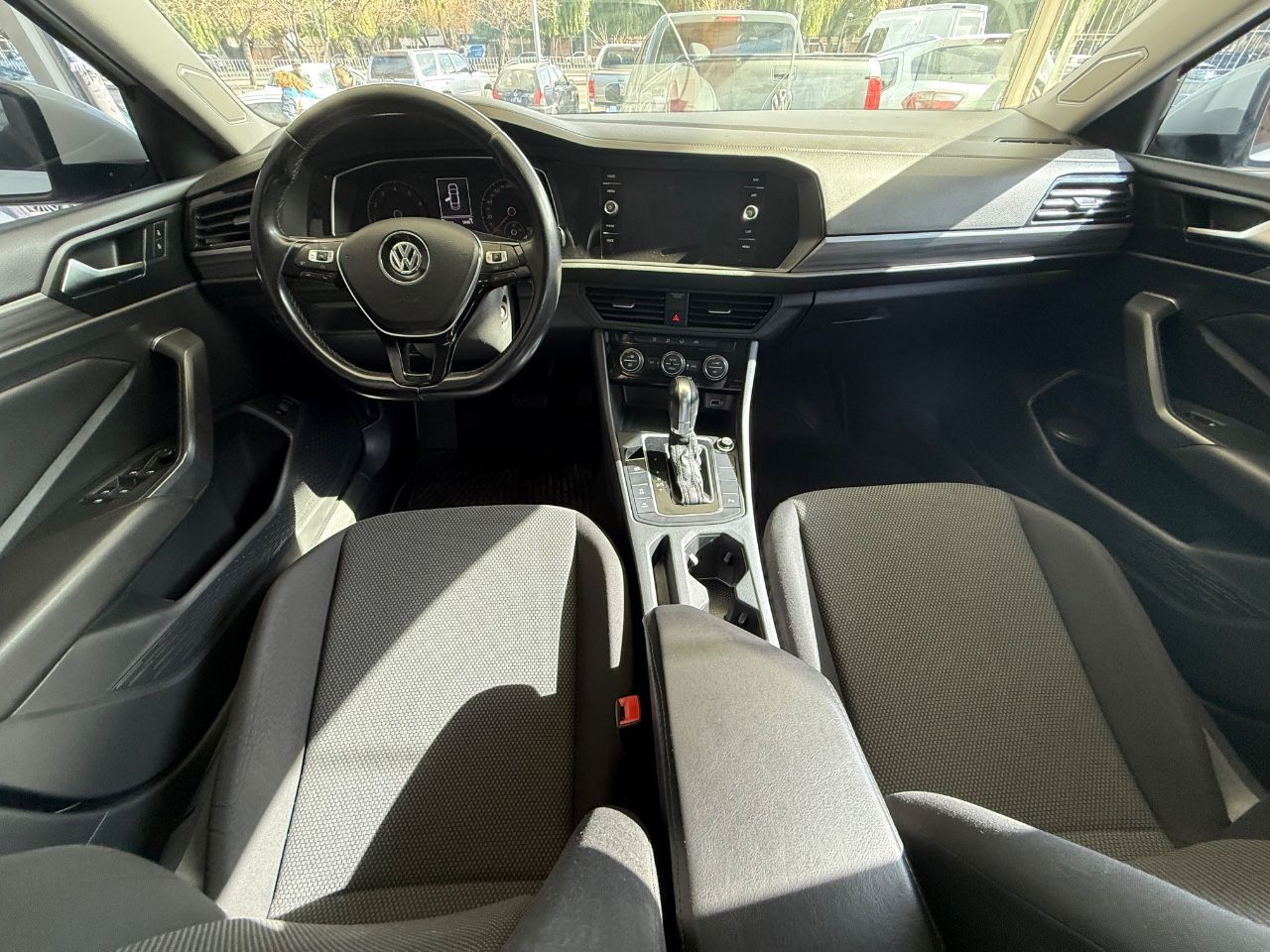 Volkswagen Vento Usado Financiado en Mendoza, deRuedas