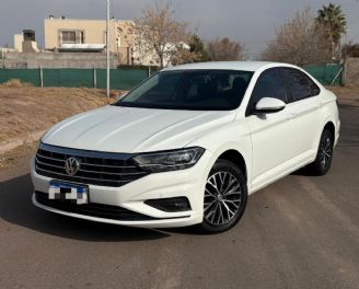 Volkswagen Vento Usado en Mendoza Financiado