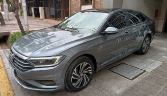Volkswagen Vento Usado en Mendoza