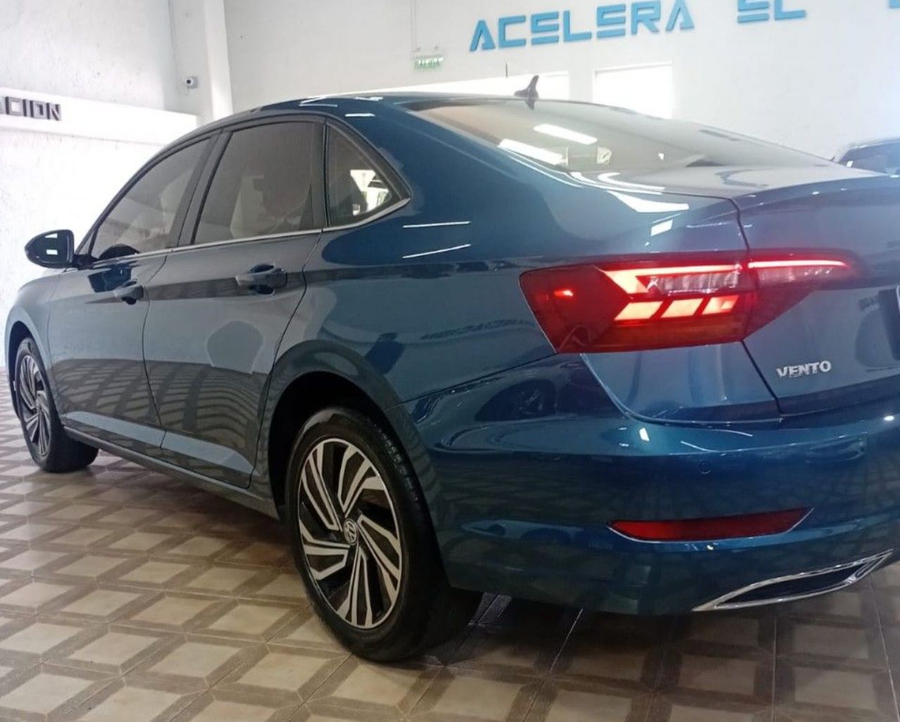 Volkswagen Vento Usado Financiado en Córdoba, deRuedas