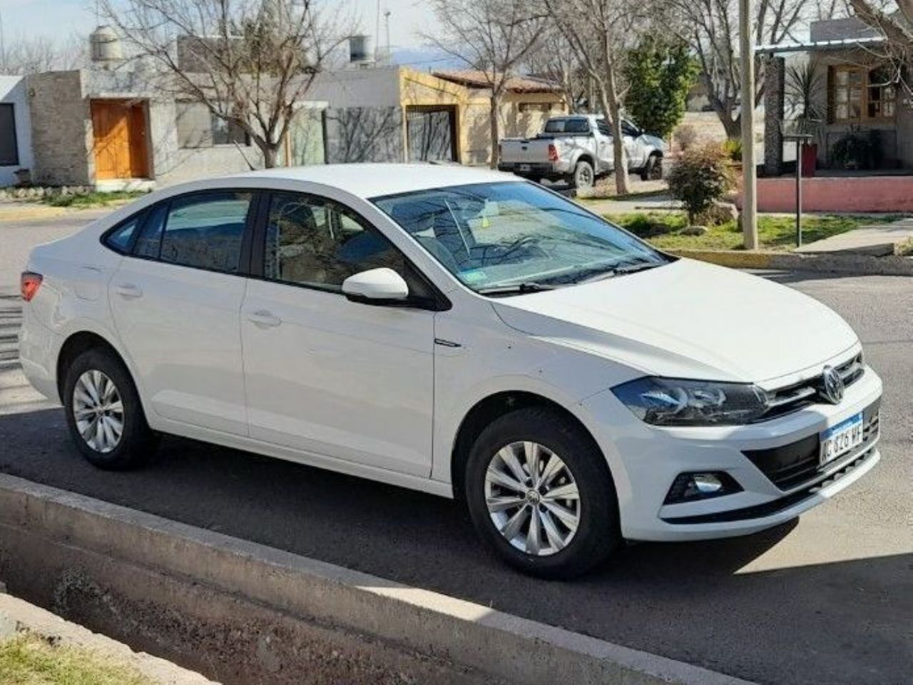 Volkswagen Virtus Usado en Mendoza, deRuedas