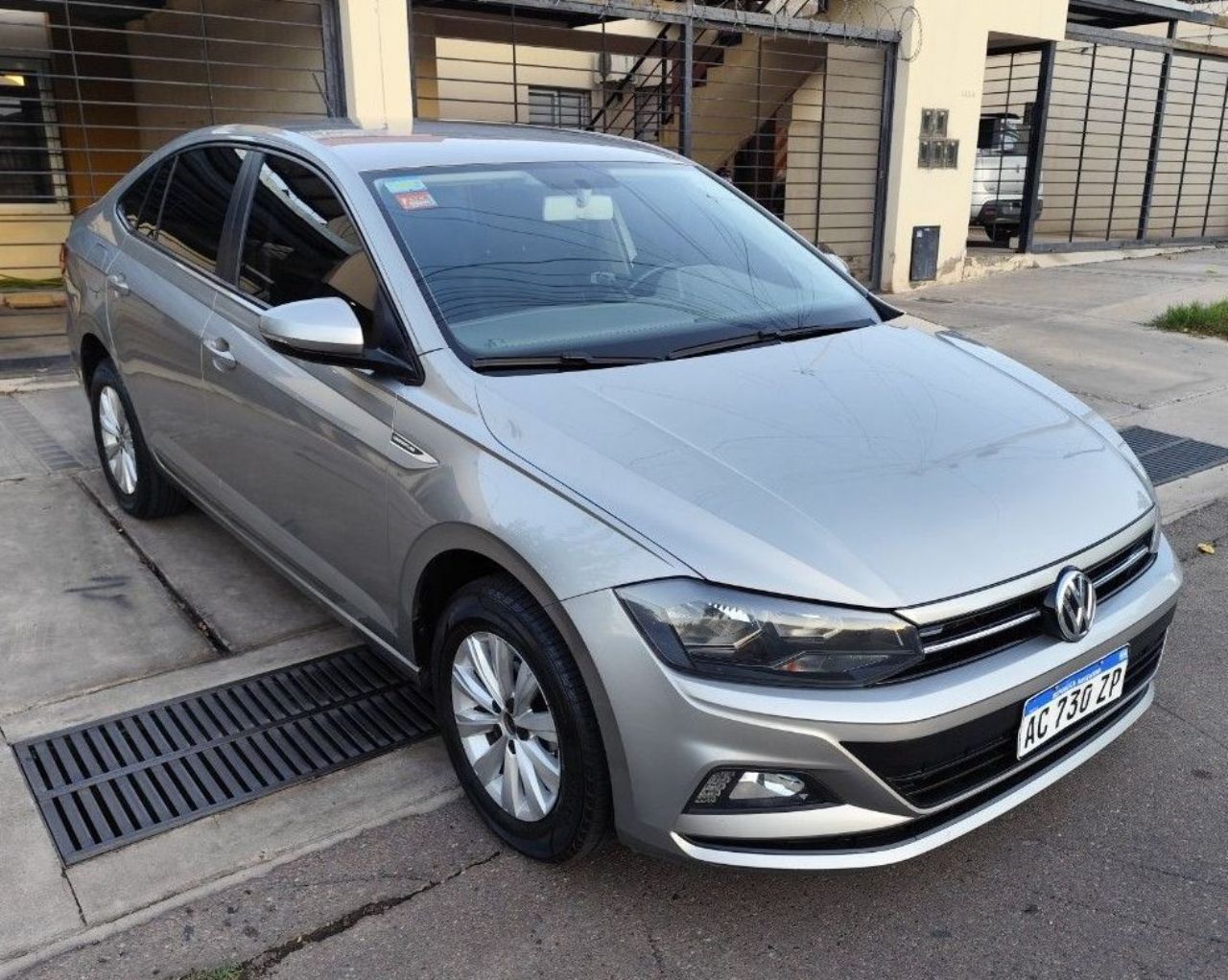 Volkswagen Virtus Usado en Mendoza, deRuedas