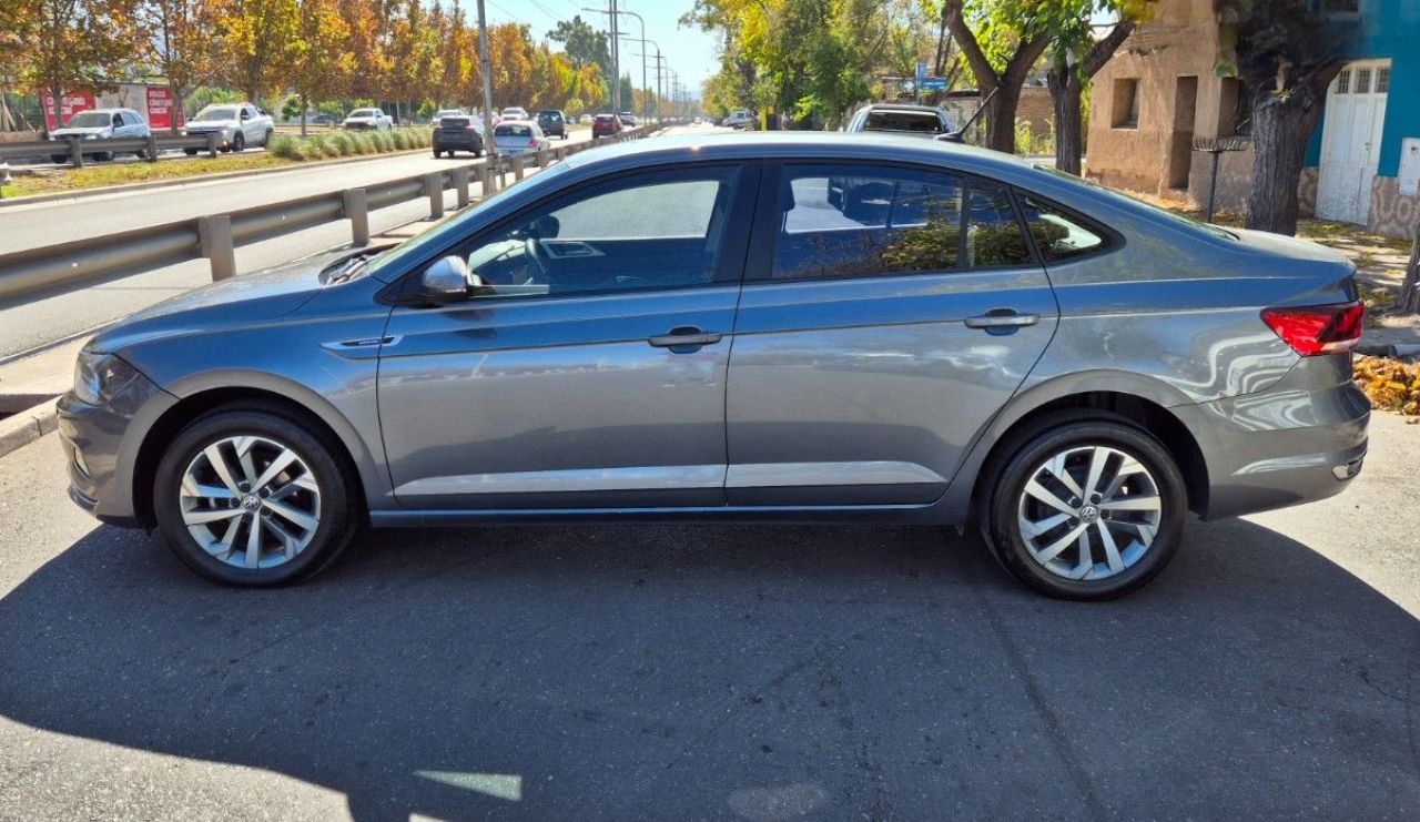 Volkswagen Virtus Usado Financiado en Mendoza, deRuedas