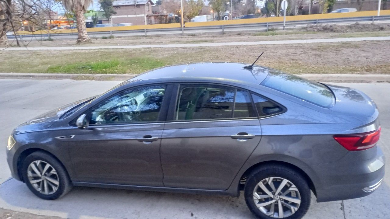 Volkswagen Virtus Usado en Mendoza, deRuedas