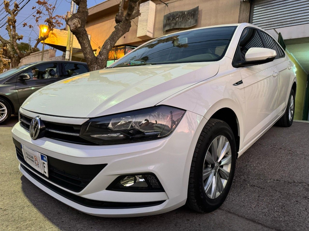 Volkswagen Virtus Usado Financiado en Mendoza, deRuedas