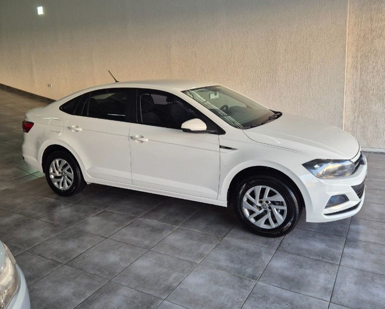 Volkswagen Virtus Usado Financiado en Mendoza, deRuedas