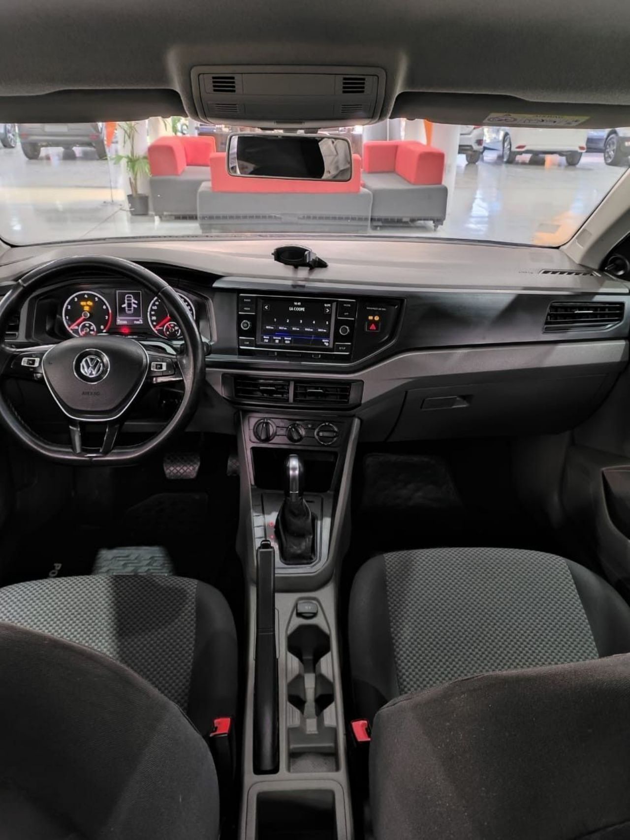 Volkswagen Virtus Usado Financiado en Mendoza, deRuedas