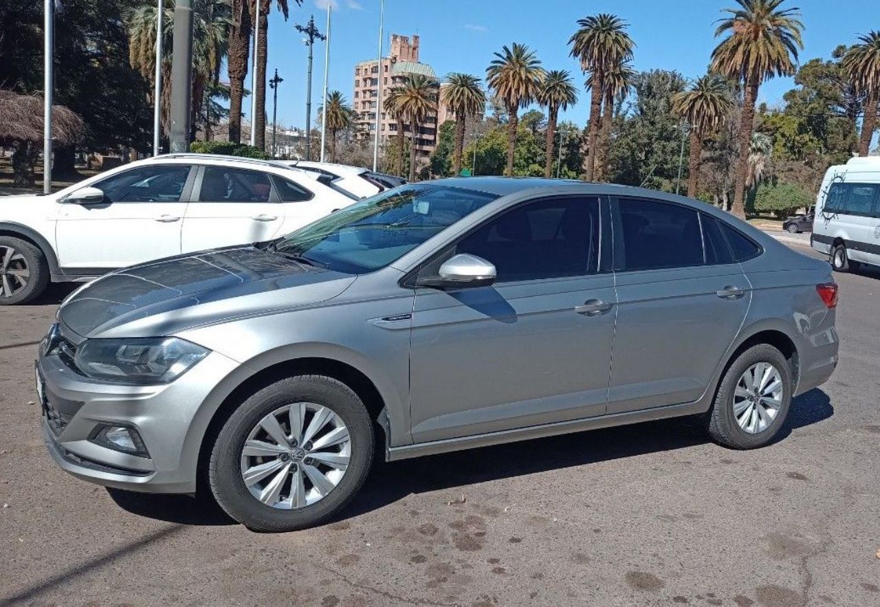 Volkswagen Virtus Usado en Mendoza, deRuedas