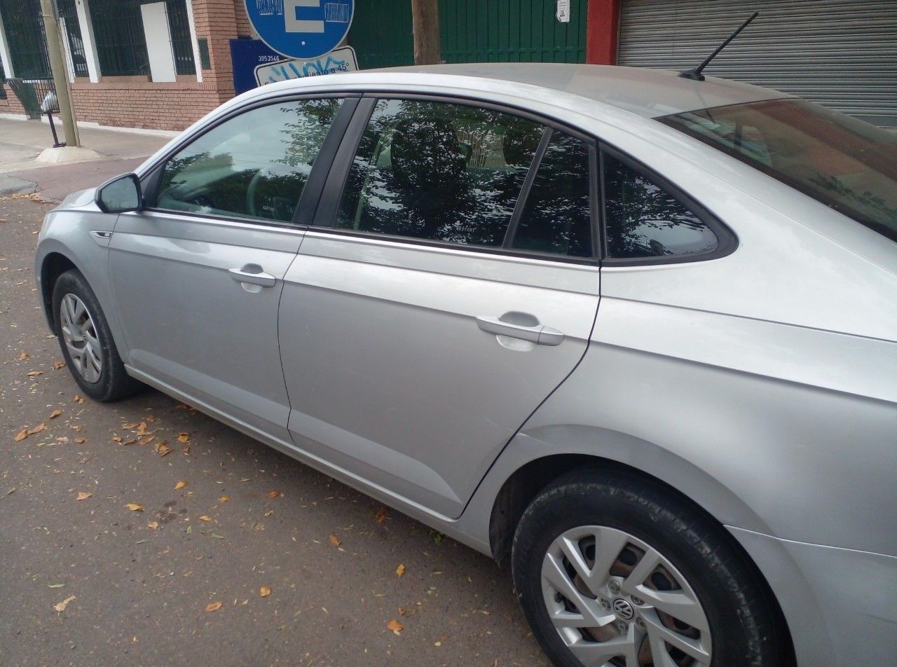 Volkswagen Virtus Usado en Mendoza, deRuedas