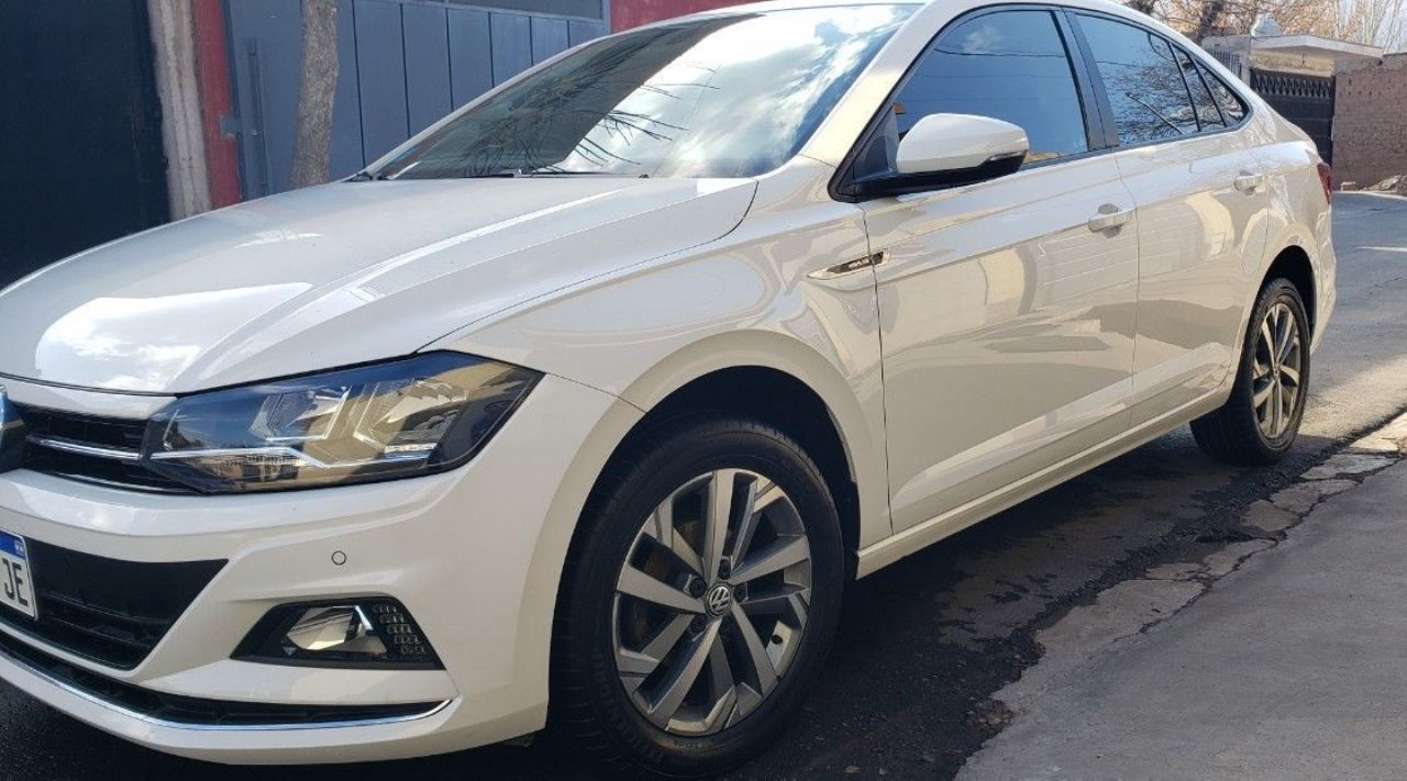 Volkswagen Virtus Usado en Mendoza, deRuedas