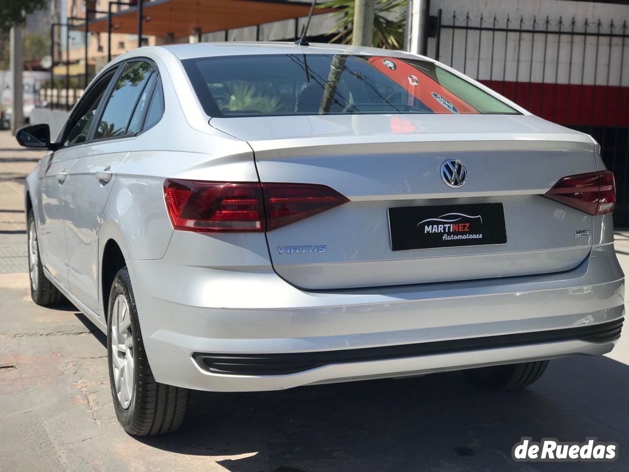 Volkswagen Virtus Usado en Córdoba, deRuedas