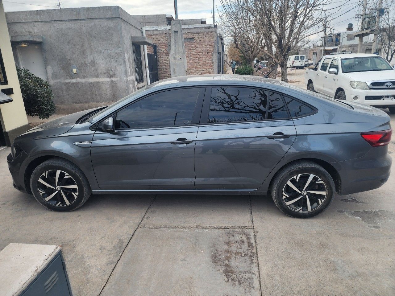Volkswagen Virtus Usado en Mendoza, deRuedas