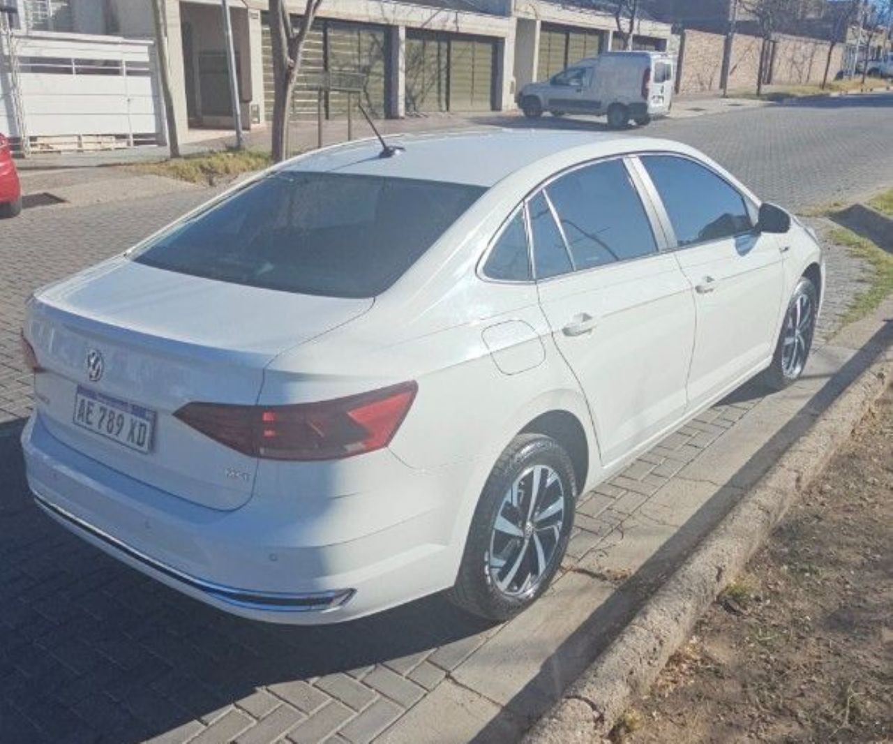 Volkswagen Virtus Usado en Mendoza, deRuedas