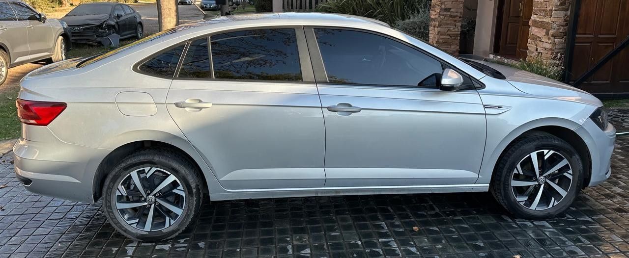 Volkswagen Virtus Usado en Mendoza, deRuedas
