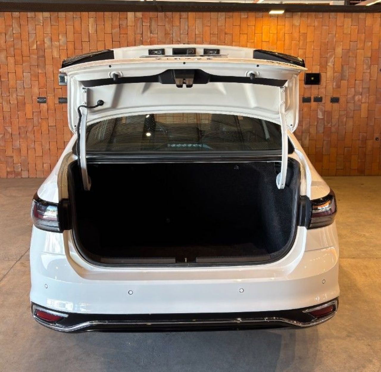 Volkswagen Virtus Usado en Córdoba, deRuedas