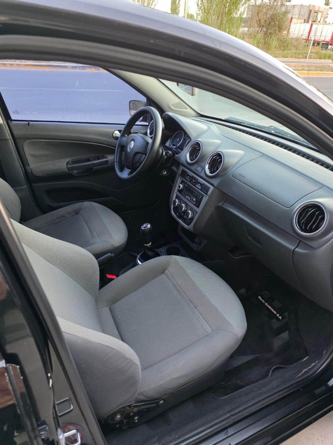 Volkswagen Voyage Usado en Mendoza, deRuedas