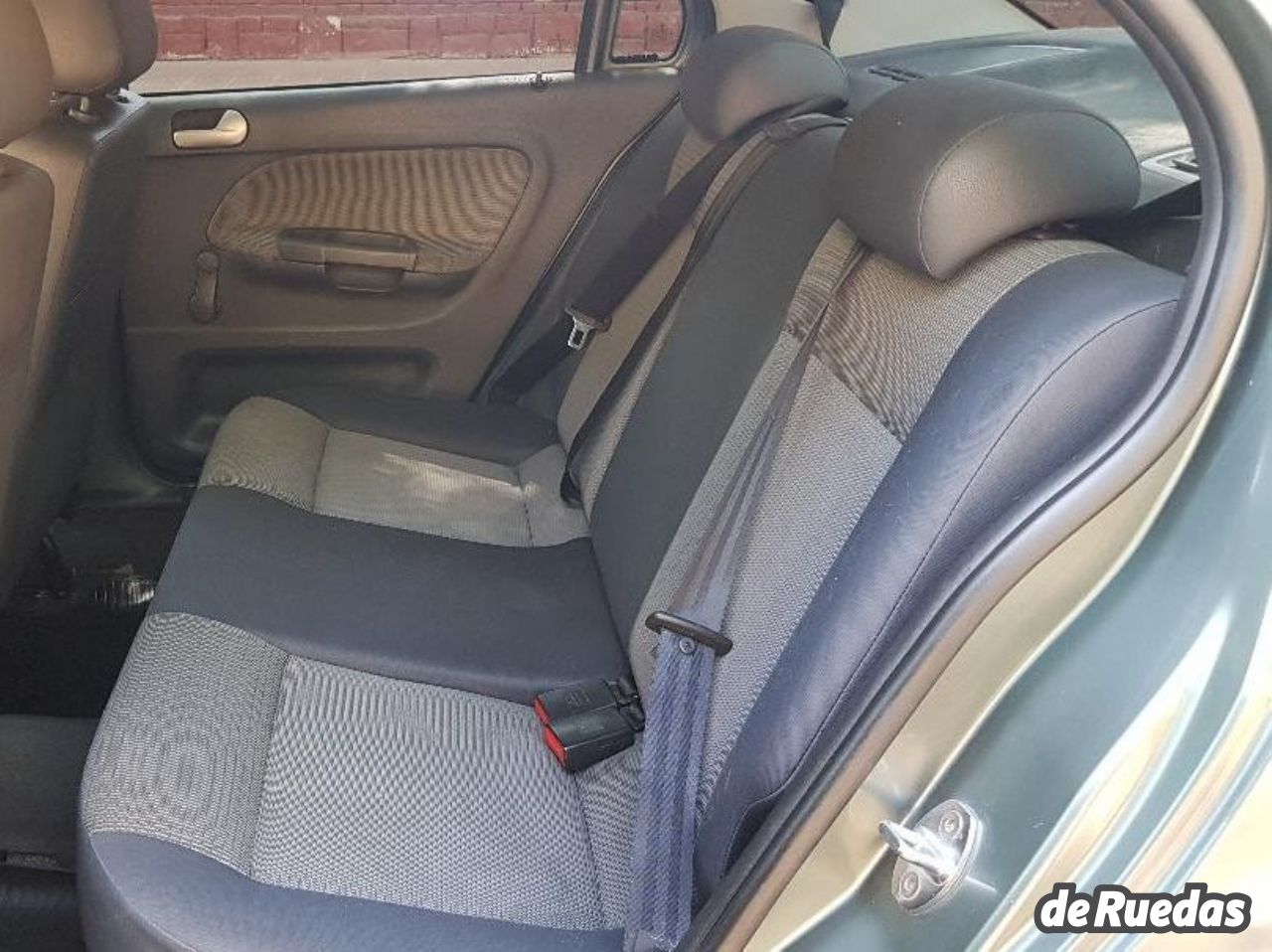 Volkswagen Voyage Usado en Mendoza, deRuedas