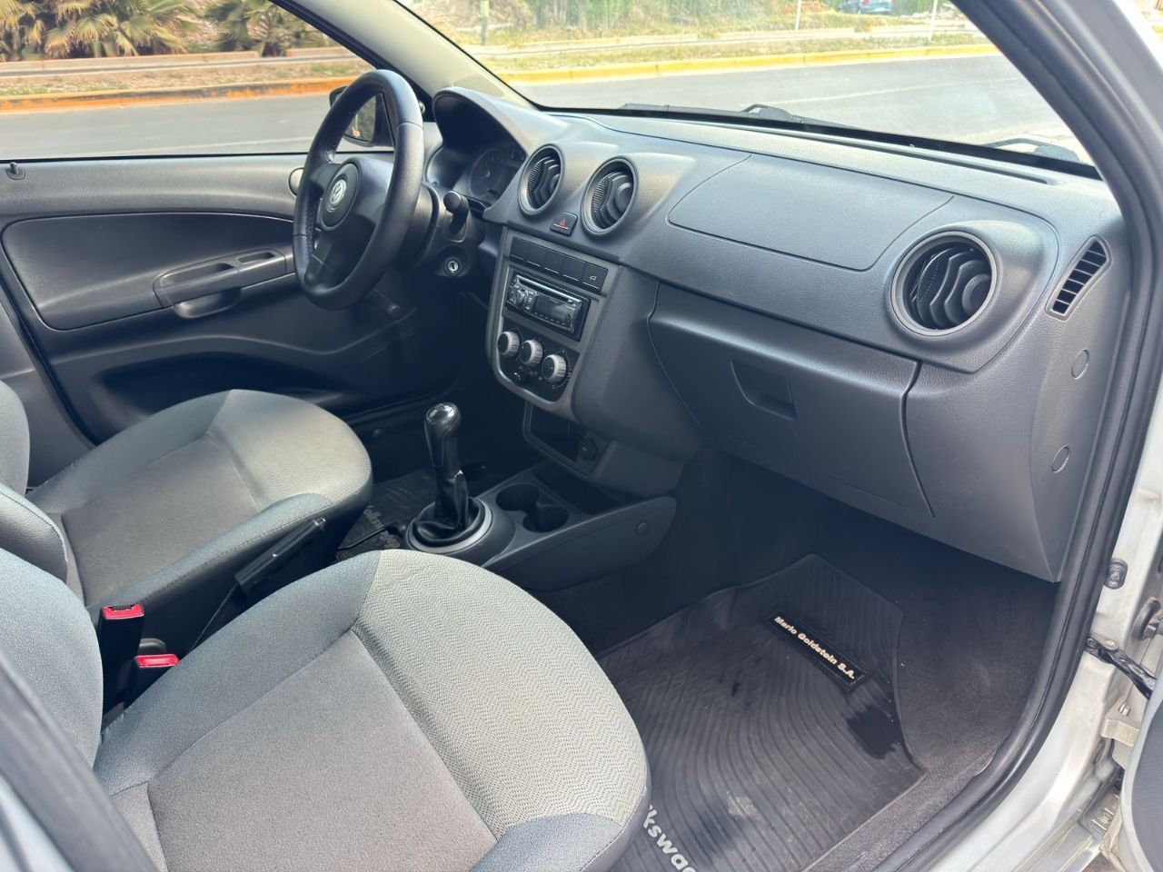 Volkswagen Voyage Usado en Mendoza, deRuedas