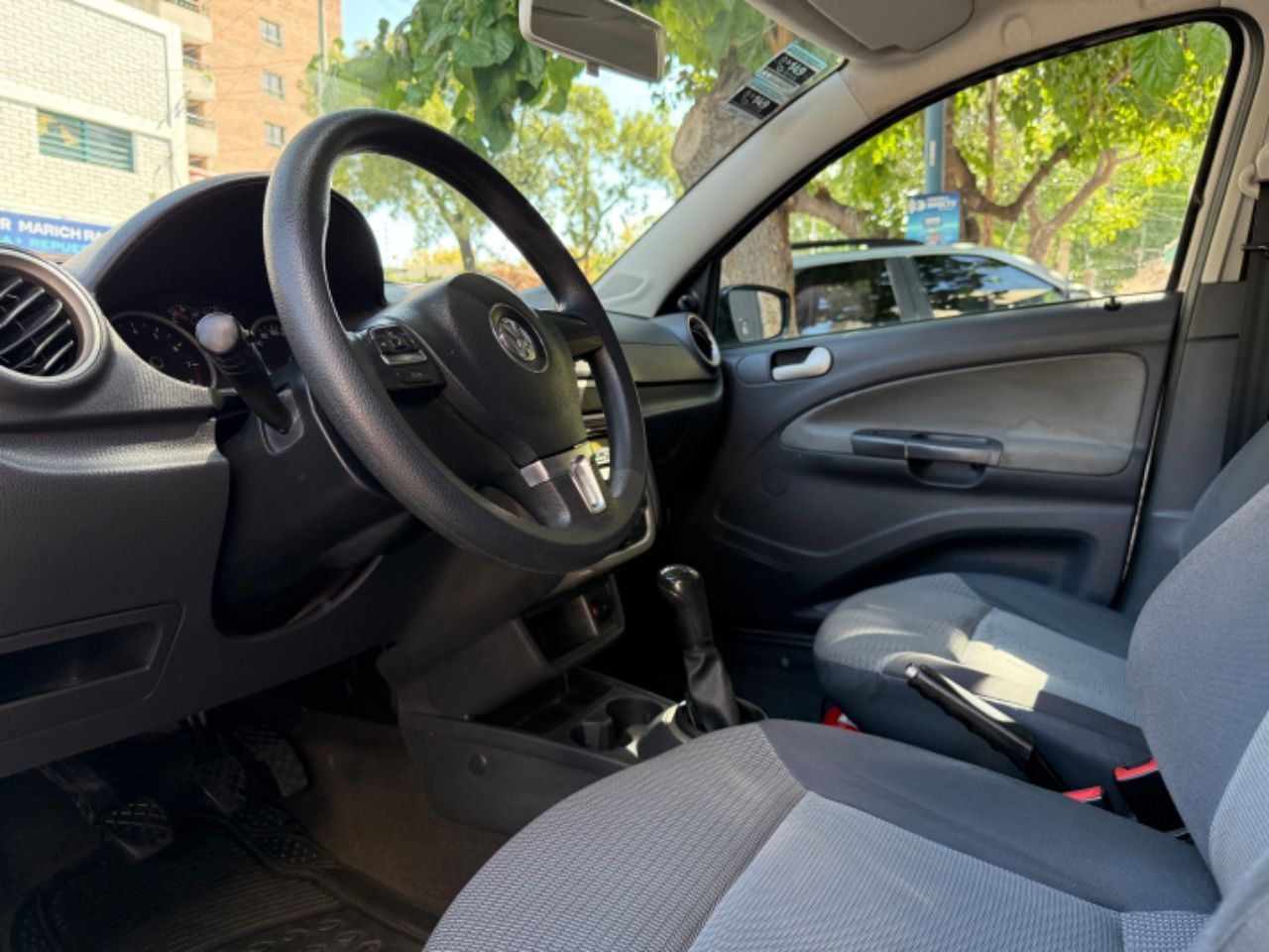 Volkswagen Voyage Usado en Mendoza, deRuedas