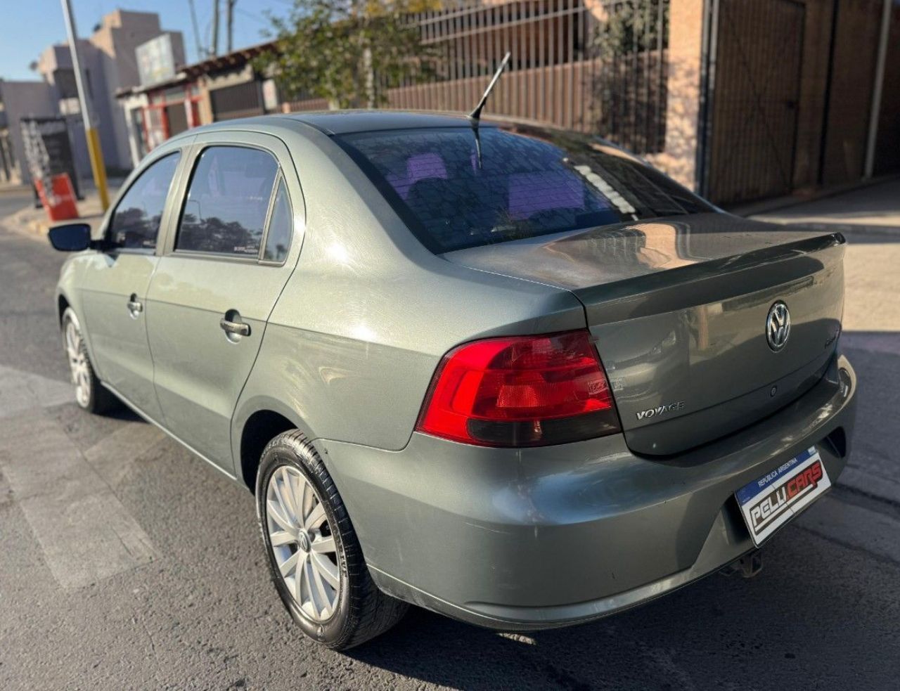 Volkswagen Voyage Usado Financiado en San Juan, deRuedas