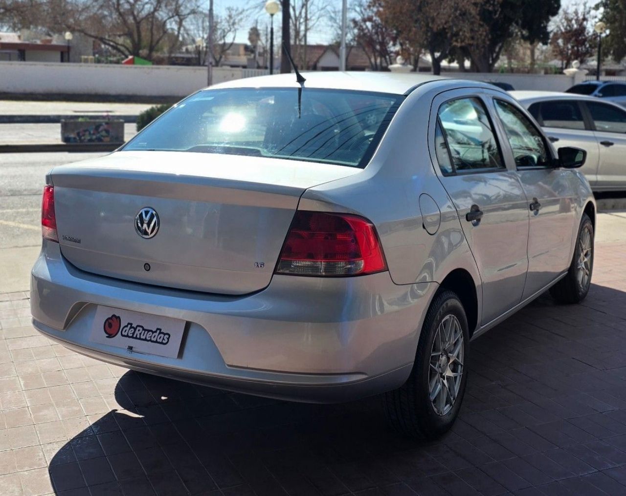 Volkswagen Voyage Usado Financiado en Mendoza, deRuedas