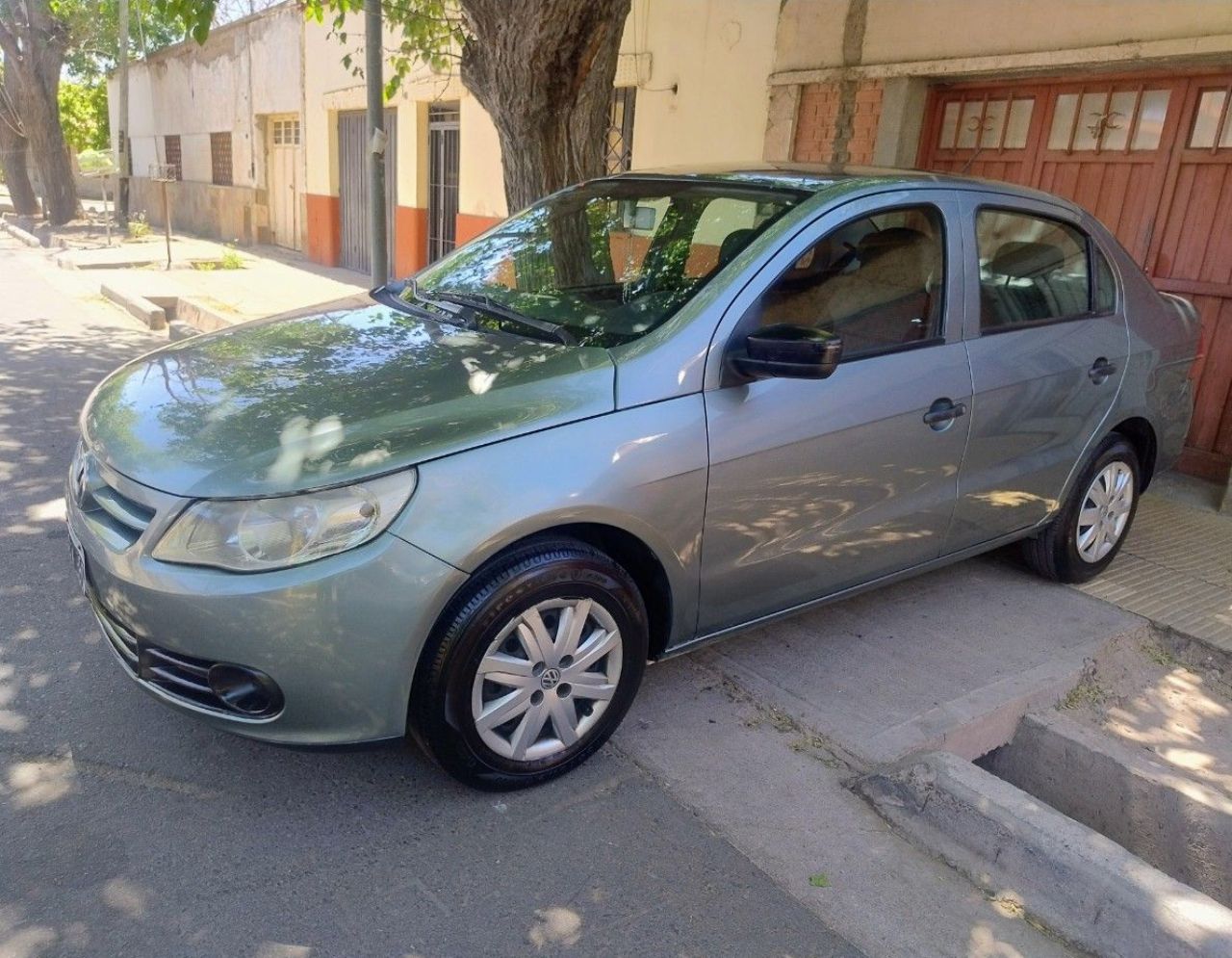 Volkswagen Voyage Usado en Mendoza, deRuedas