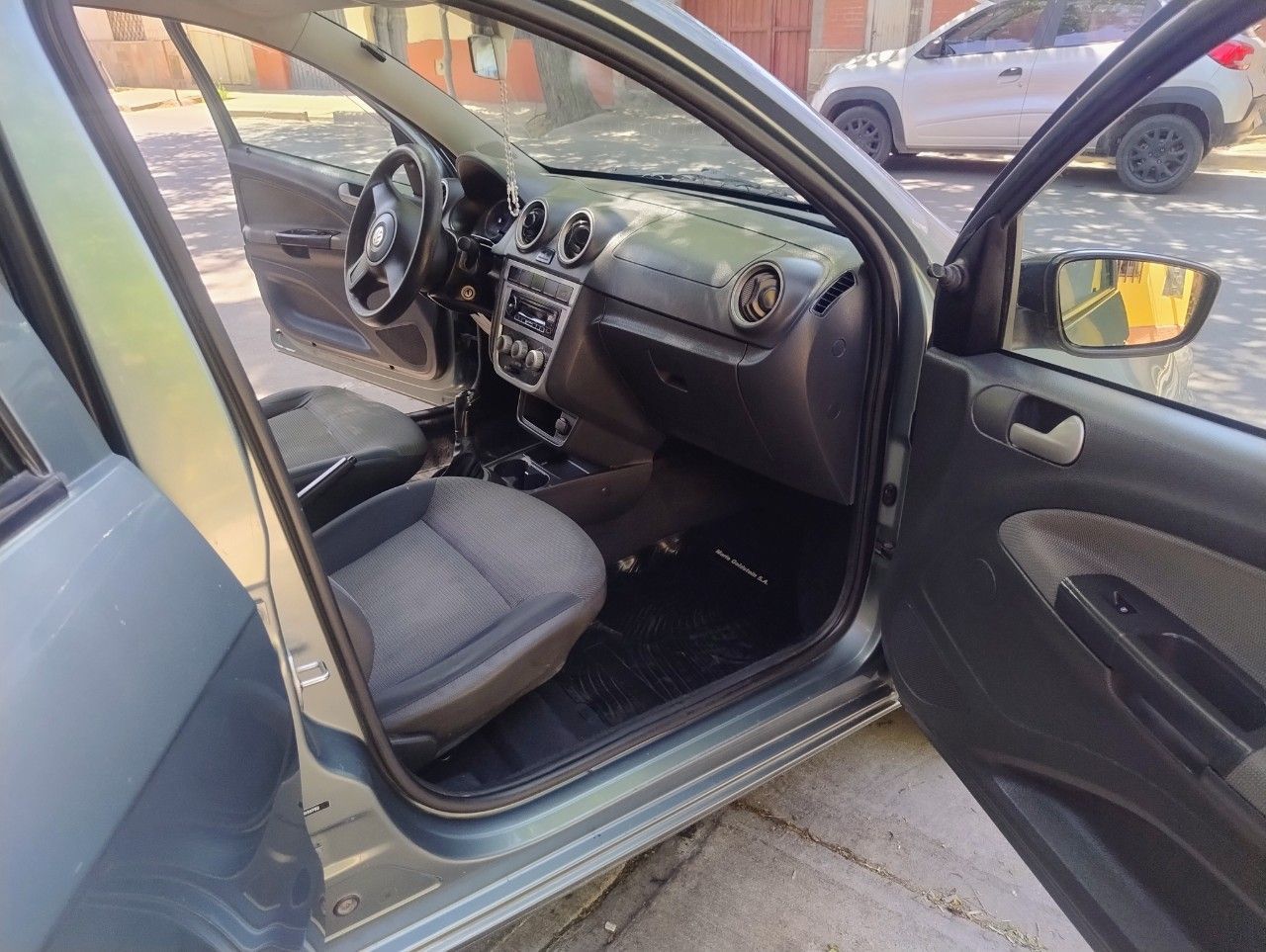 Volkswagen Voyage Usado en Mendoza, deRuedas