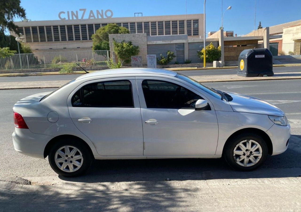 Volkswagen Voyage Usado en San Juan, deRuedas
