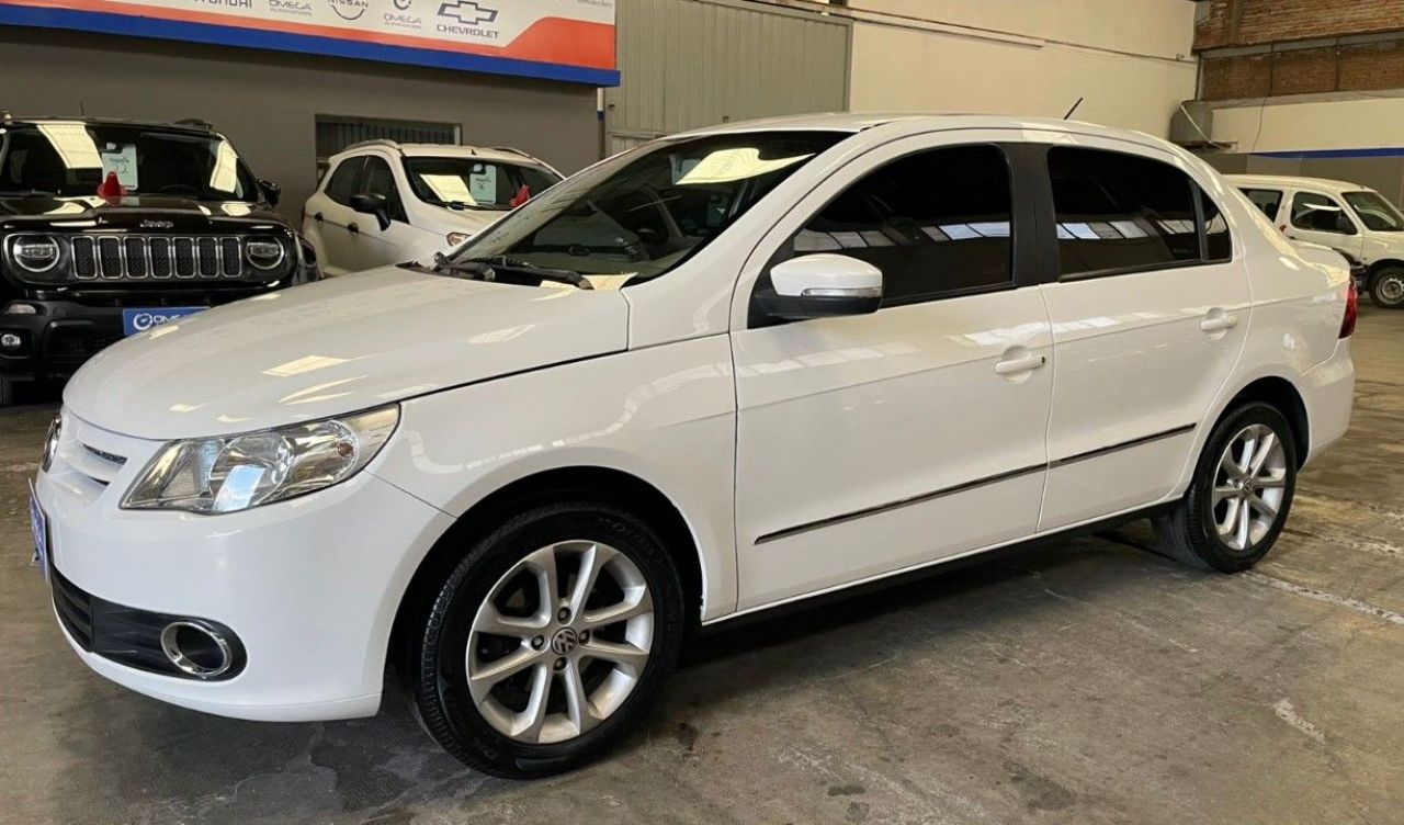 Volkswagen Voyage Usado Financiado en Mendoza, deRuedas