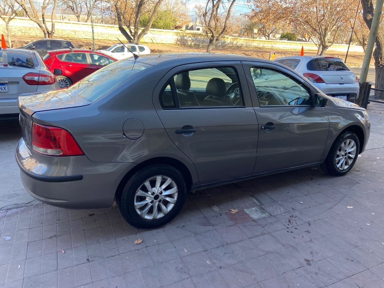 Volkswagen Voyage Usado en Mendoza, deRuedas