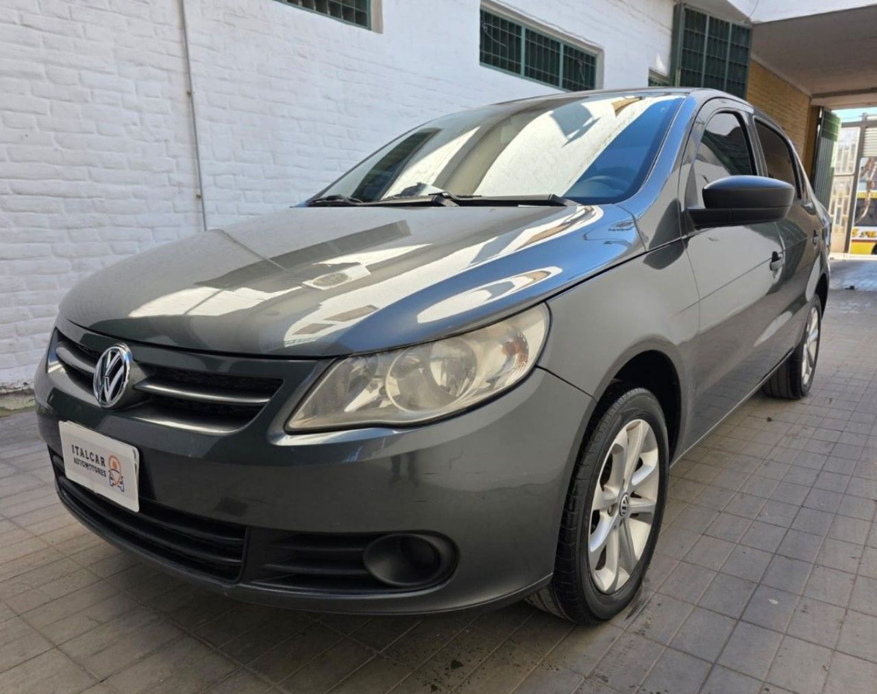 Volkswagen Voyage Usado Financiado en Mendoza, deRuedas