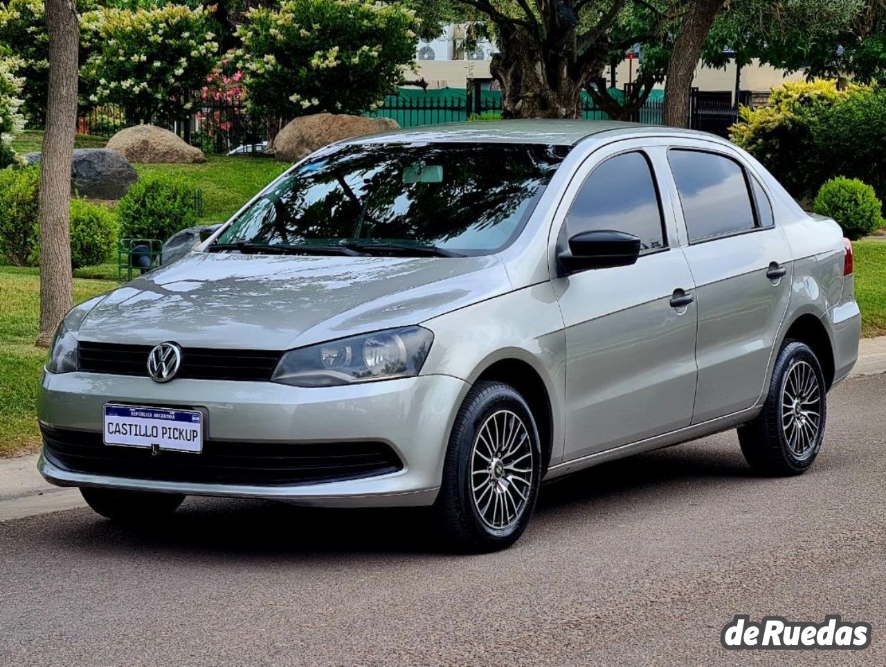 Volkswagen Voyage Usado en Mendoza, deRuedas