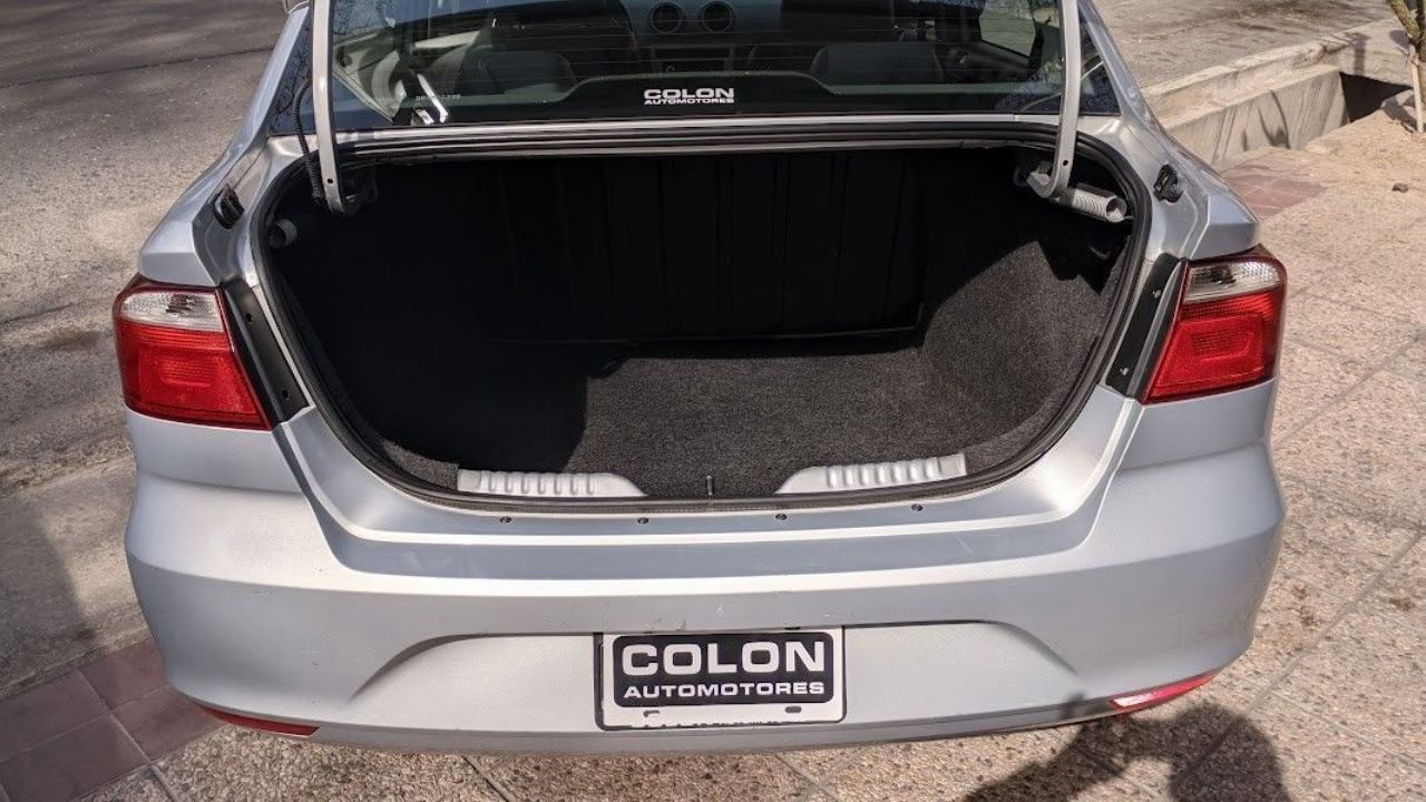 Volkswagen Voyage Usado en Mendoza, deRuedas