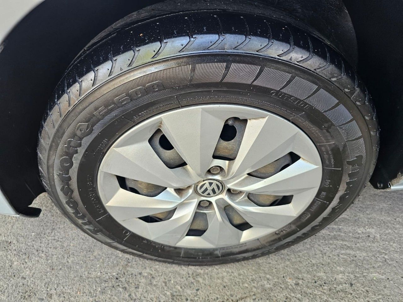 Volkswagen Voyage Usado Financiado en Mendoza, deRuedas