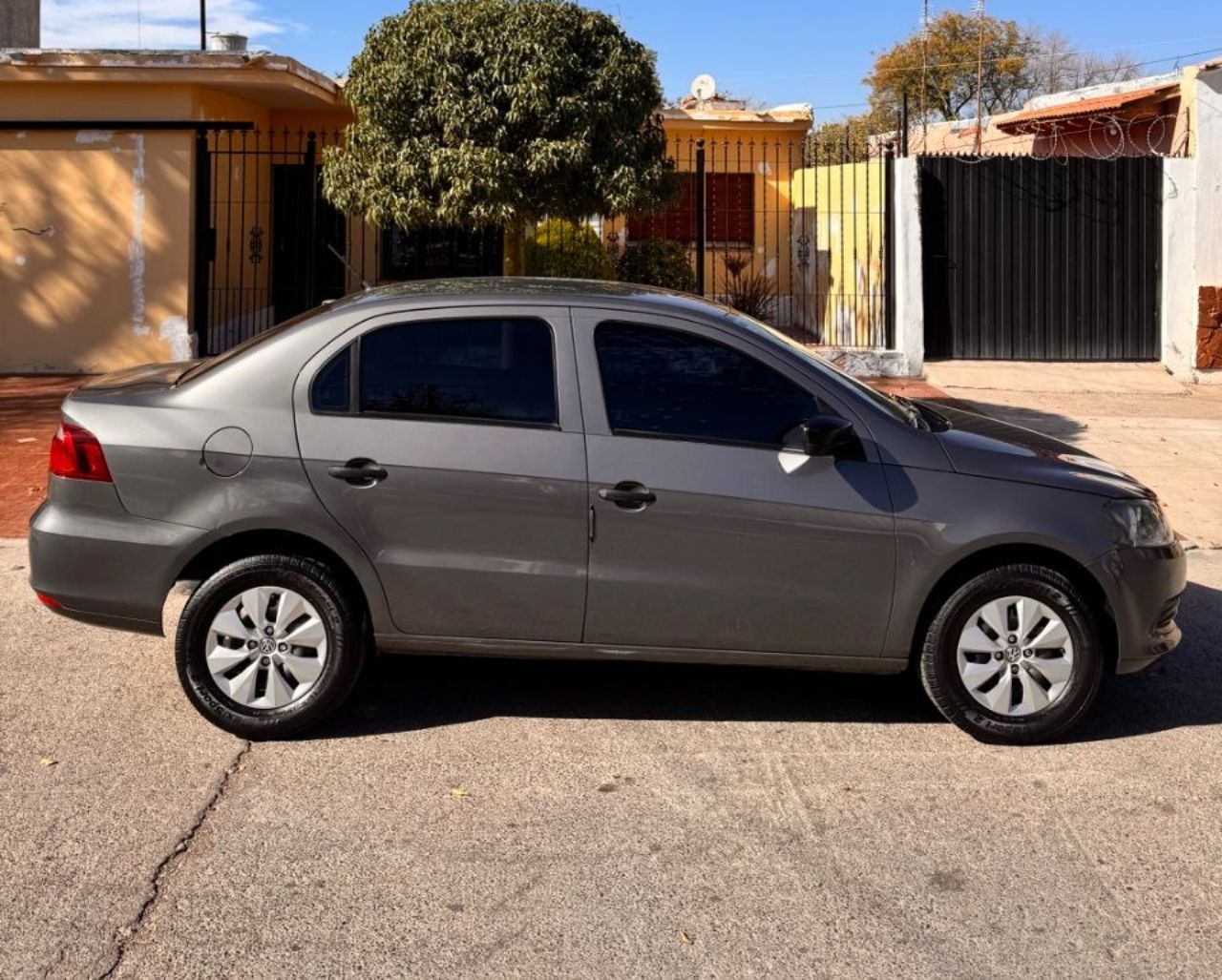 Volkswagen Voyage Usado en Mendoza, deRuedas