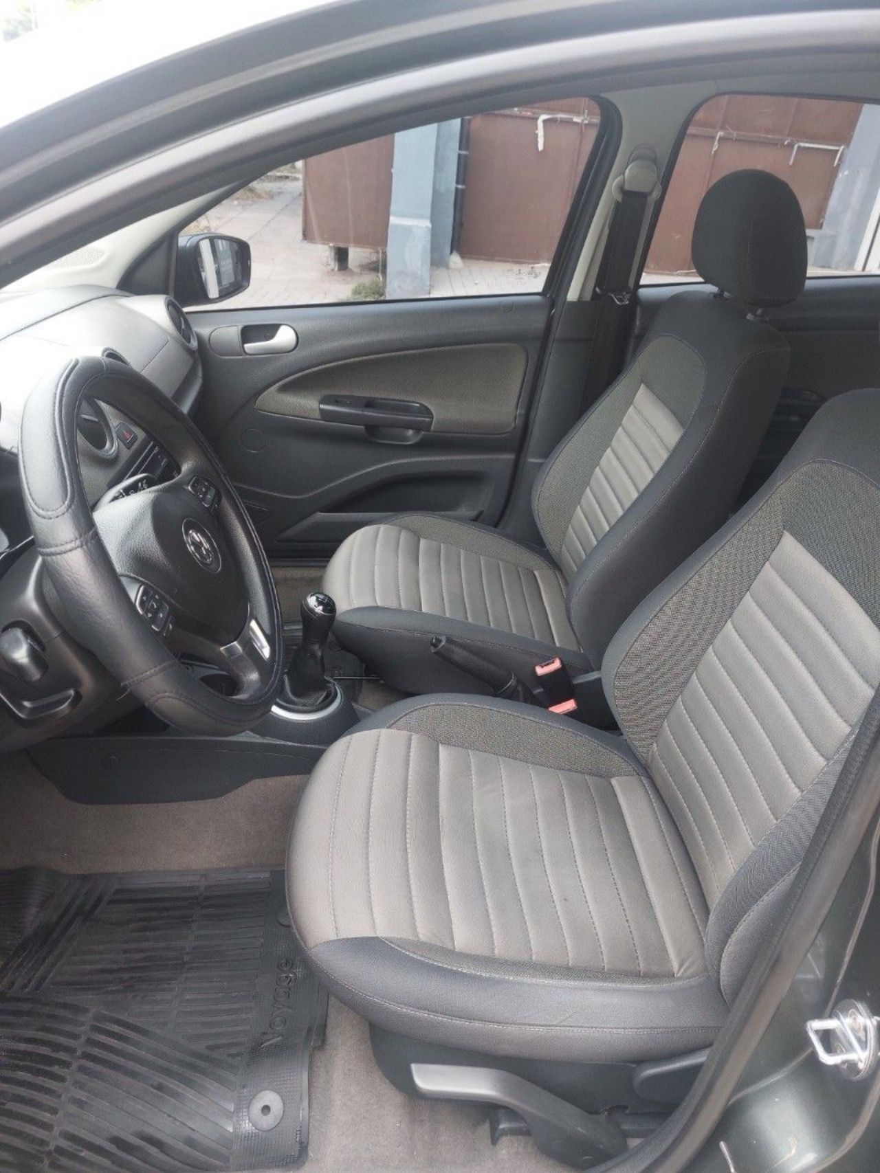Volkswagen Voyage Usado en Córdoba, deRuedas